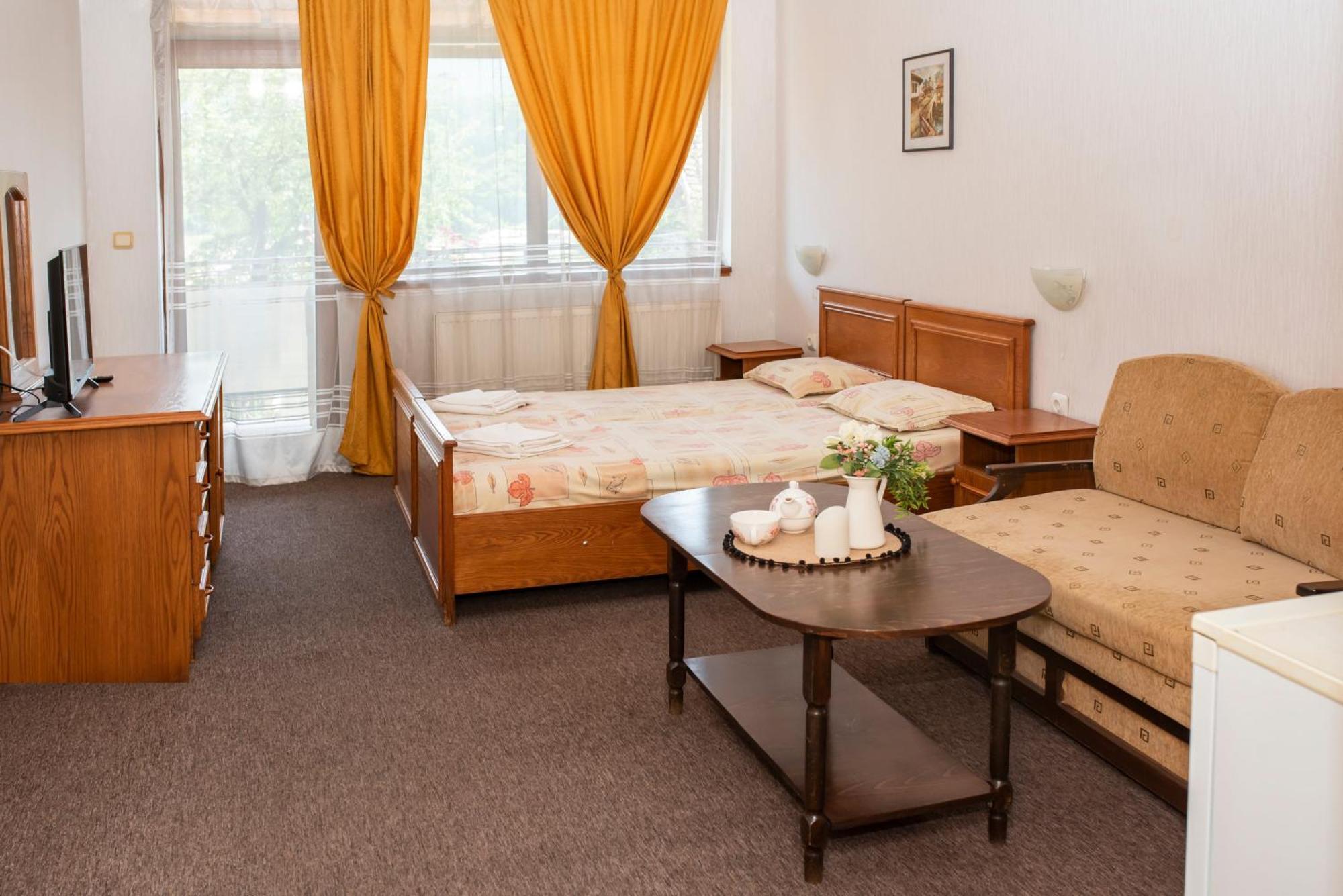Комплекс Плавис Trjawna Exterior foto