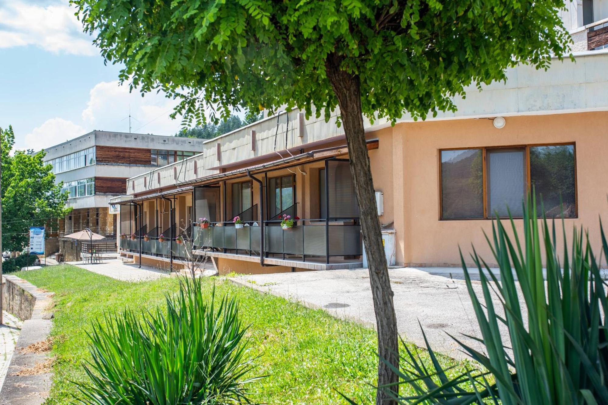 Комплекс Плавис Trjawna Exterior foto